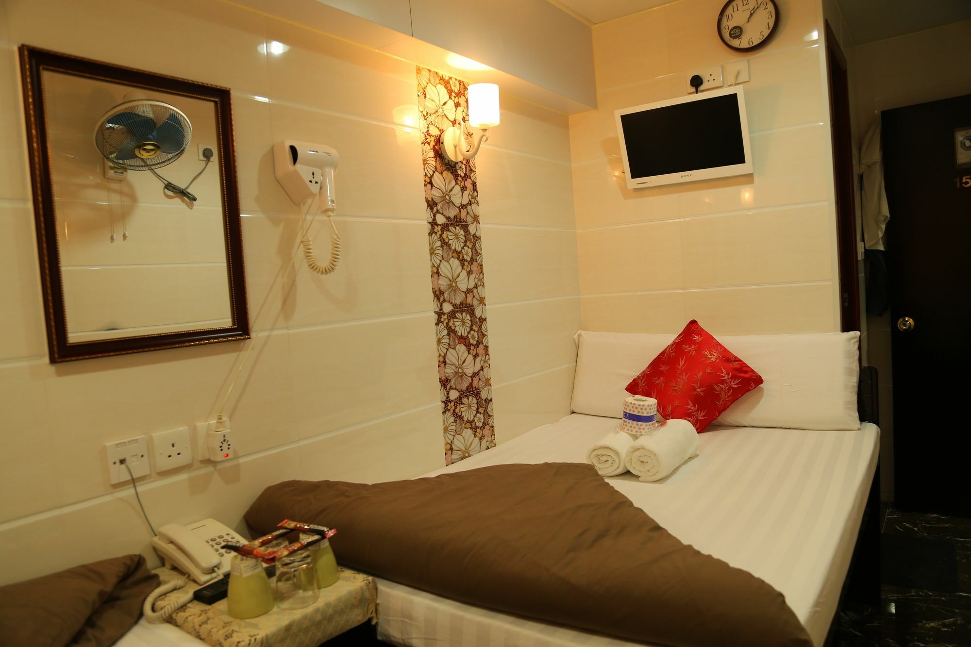 European Hostel Hong Kong Exterior photo